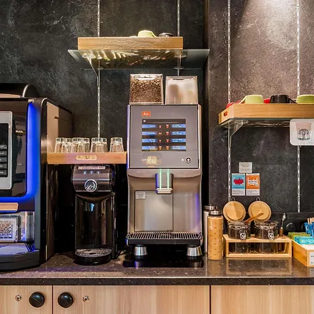 ibis Styles Annecy Centre Gare-2
