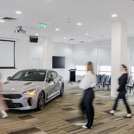 Novotel Sydney Olympic Park-3