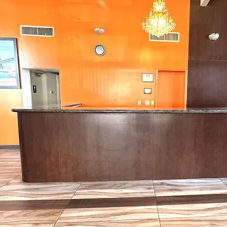 Howard Johnson By Wyndham Phoenix Airport/Downtown Area-2
