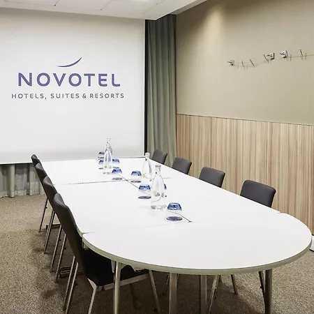 Novotel Liverpool Centre-2