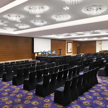 Moevenpick Hotel Jumeirah Beach-2