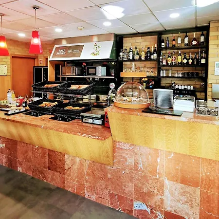 Hotel Ibis Leiria Fatima-3