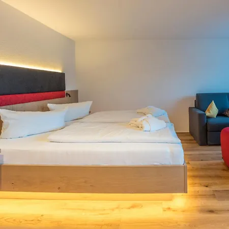 Hotel Kanisfluh-2