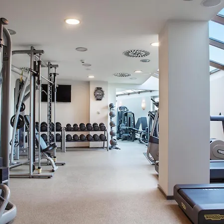 Doubletree By Hilton Bratislava-3