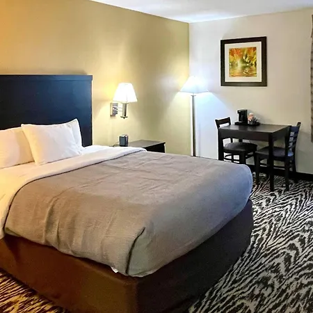 Quality Inn & Suites Clemmons I-40-2