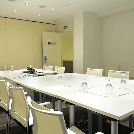 Ibis Budget Lleida-2