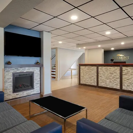 Baymont By Wyndham Waukesha-3