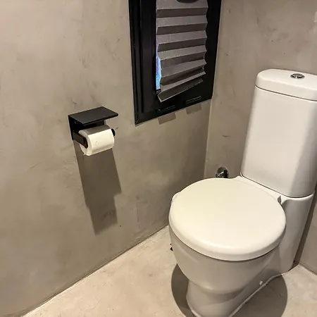 The Black Boutique -- Turistea Suites-3