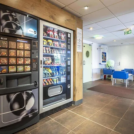 Hotel Ibis Budget Vichy-2