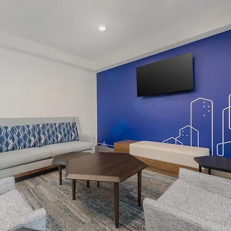 Holiday Inn Express & Suites Alexandria By Ihg-3
