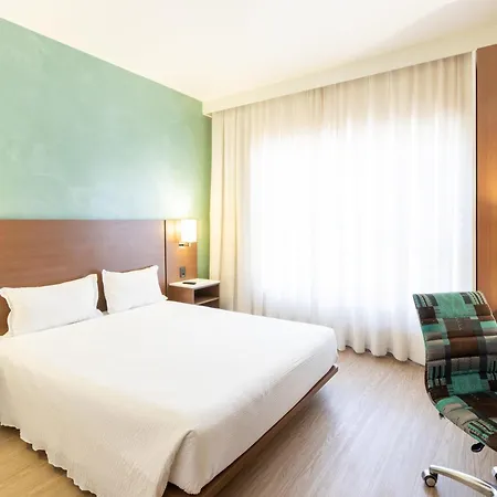 ibis Styles Curitiba Aeroporto-2