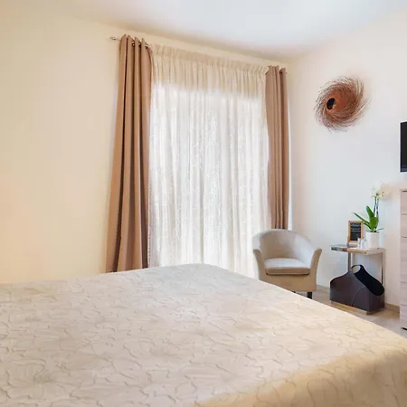 Montellinos Suite Tortora-3