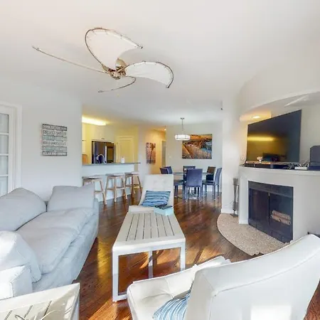 Sea Colony - 19006 Lakeview Court-2