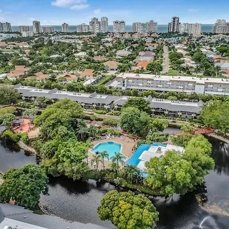 Fabulous Park Shore Condo-2