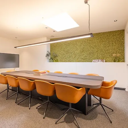 Green Hotel-3