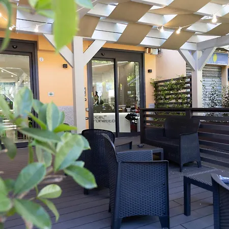 Hotel Giardinetto Al Sant'Orsola-3