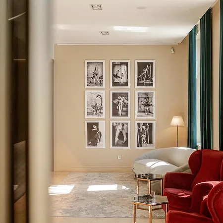Opera Hotel-2
