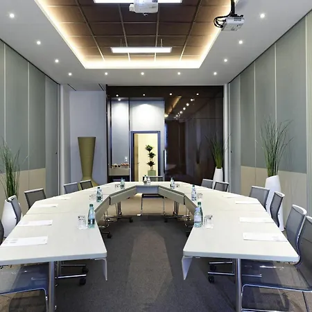 Novotel Avignon Nord-2