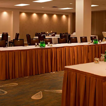 Delta Hotels By Marriott Winnipeg-3