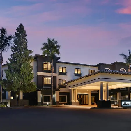 Courtyard By Marriott San Luis Obispo-2