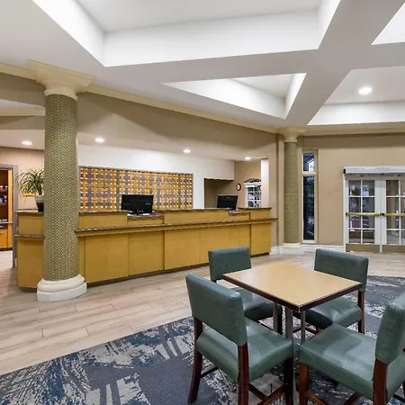 La Quinta By Wyndham Albuquerque West-3