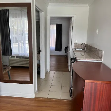 National Inn Garden Grove-2