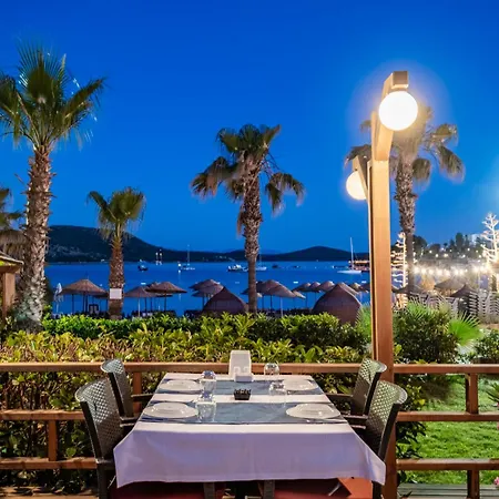 Costa Bitezhan Beach Hotel-3