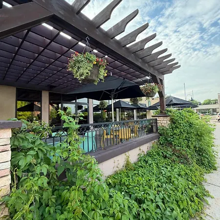 Best Western Plus Kelly Inn-3