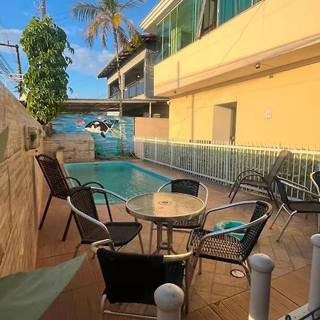 Pousada Com Piscina Perto do Beto Carrero 50 Metros Praia do Trapiche Melhor Localização de Penha-3