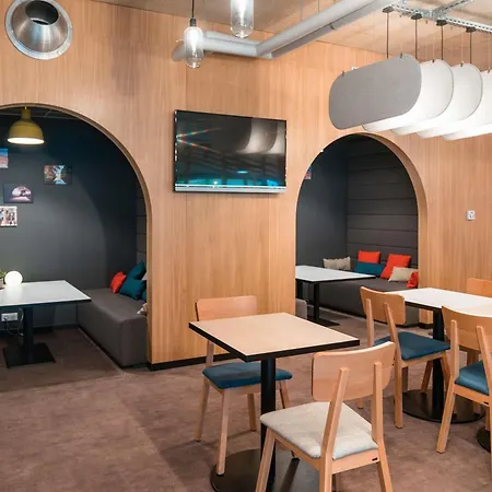 ibis Styles Chalons en Champagne Centre-2
