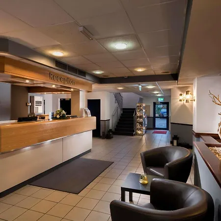 Ibis Styles Cologne Airport-3