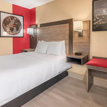 Ramada By Wyndham Minneapolis Golden Valley-2