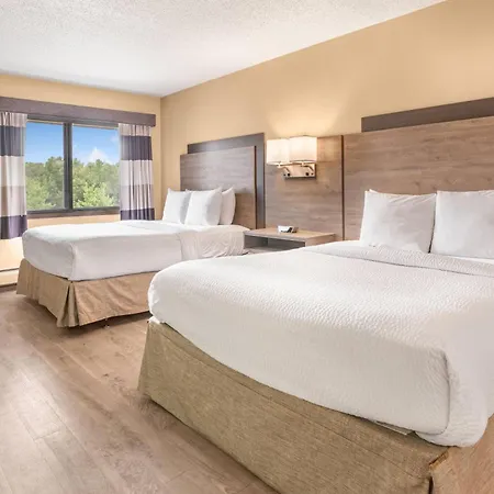 Ramada By Wyndham Minneapolis Golden Valley-3