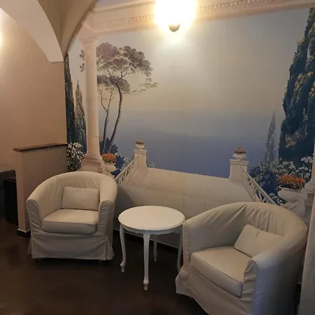 Hotel Italia-2