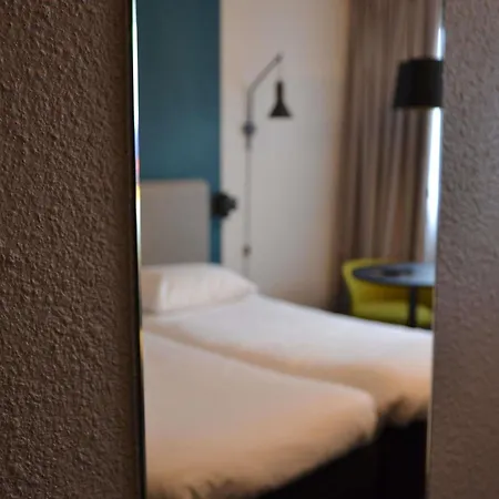 Ibis Chambery-3