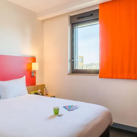 ibis Styles Romans-Valence Gare TGV-2