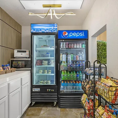 Best Western Plus Altoona Inn-2