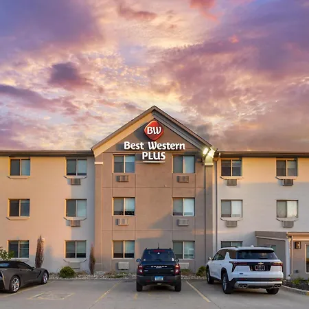 Best Western Plus Altoona Inn-3