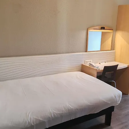 ibis Styles Paris Poissy-2