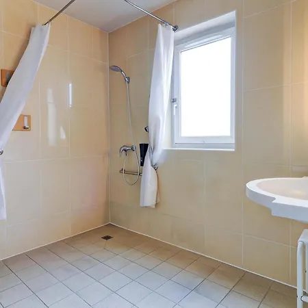 B&B HOTEL Dijon Les Portes du Sud-3