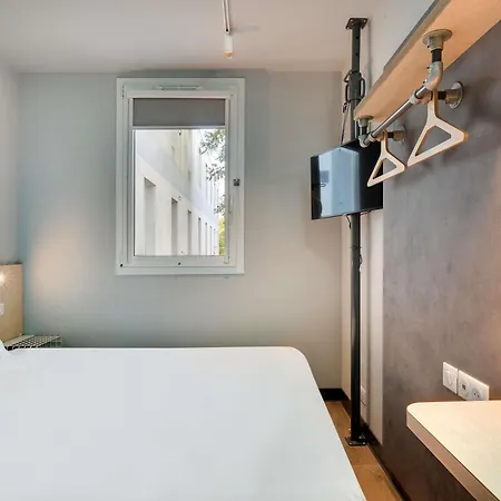 Hotel Ibis Budget Montpellier Centre Millenaire --3