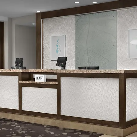 Hilton Garden Inn Greensboro Airport - Newly Renovated!-2