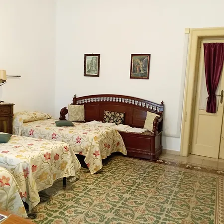 Guesthouse City Center-2