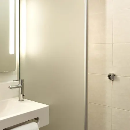 B&B HOTEL Paris Gennevilliers Asnières-3