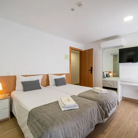 Central Suítes 3-2