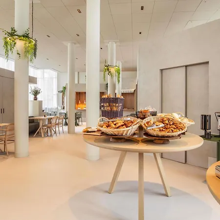 Ibis Styles Brugge Centrum-3