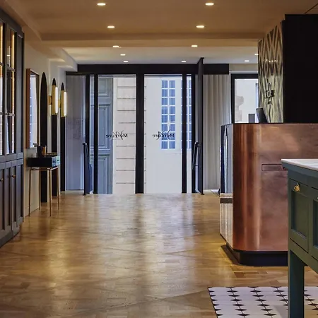 Mercure Versailles Chateau-2