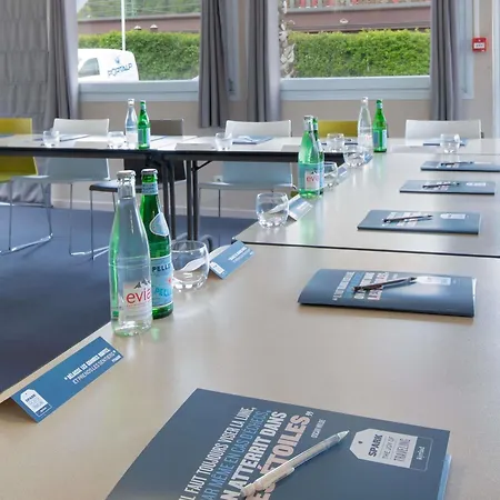 ibis Styles Aubagne Gemenos-2