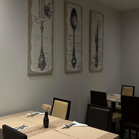 Mercure Angers Centre Gare-2
