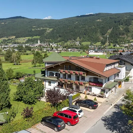 Landhotel Hubengut Bed&Breakfast-3